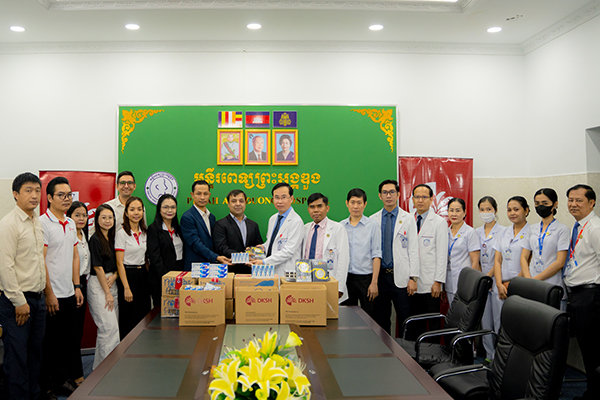 DKSH Collaborates with Preah Ang Duong Hospital to Mark Patient Purpose Day 2024 with Free Cataract Surgery for Elders in Cambodia.